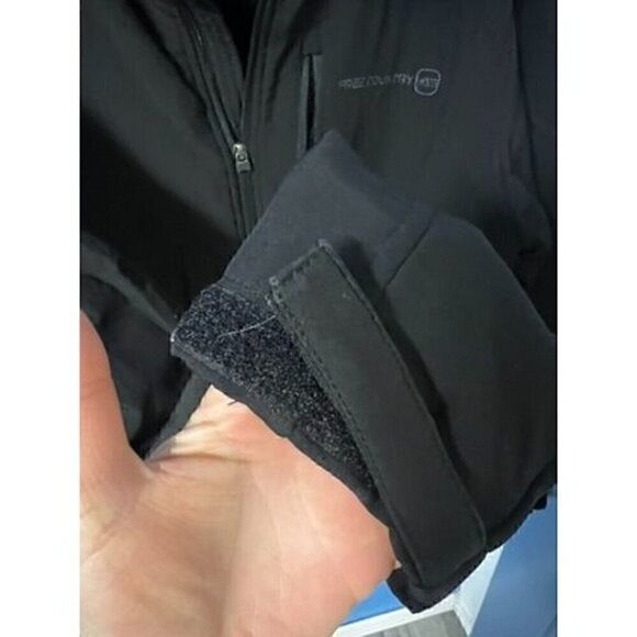 Free Country Mens Medium Black Softshell Jacket With Zippered Pockets & Adjustab - Picture 5 of 8